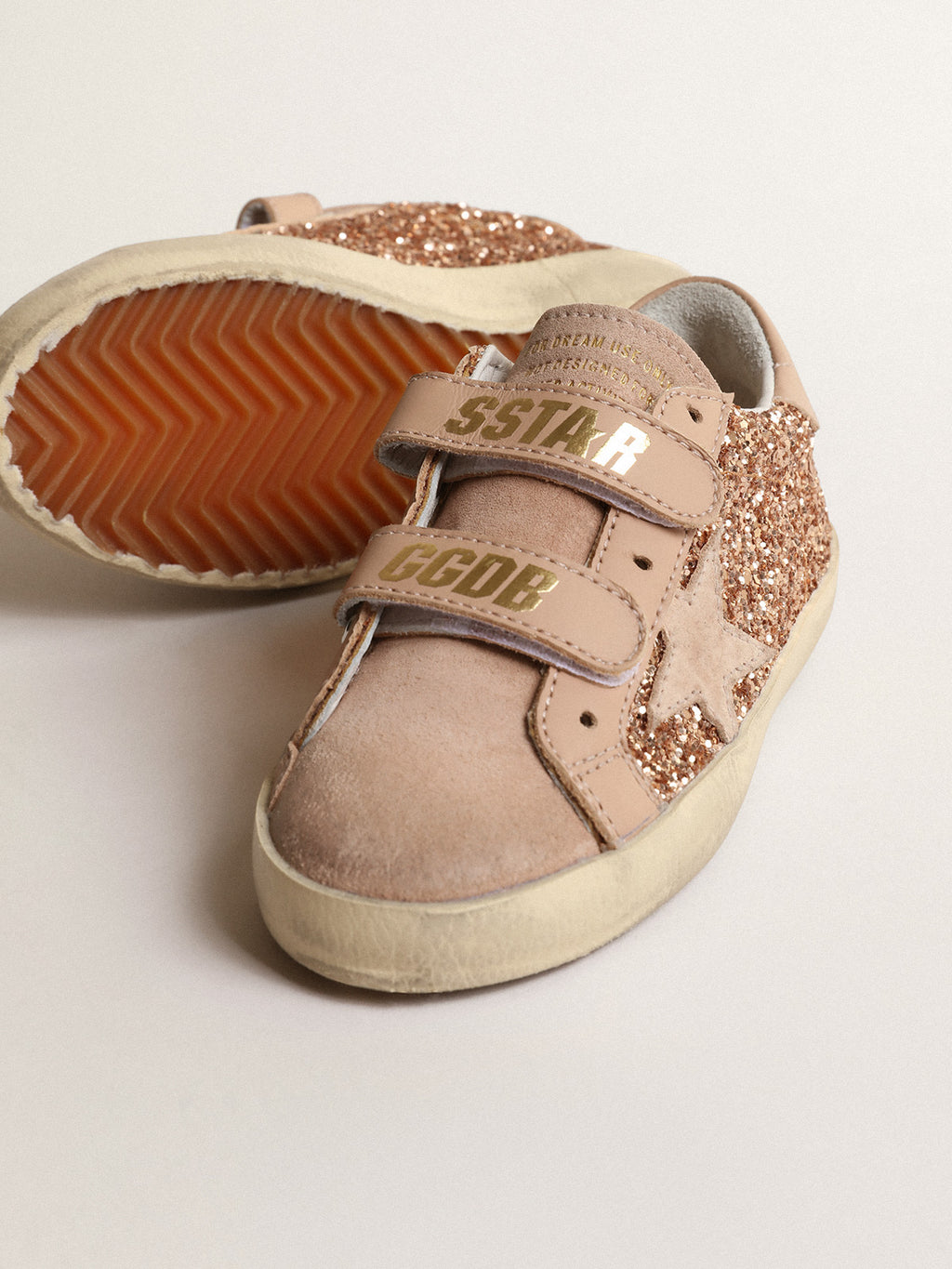 Old School Teen in peach-pink glitter with pink suede star| Golden Goose